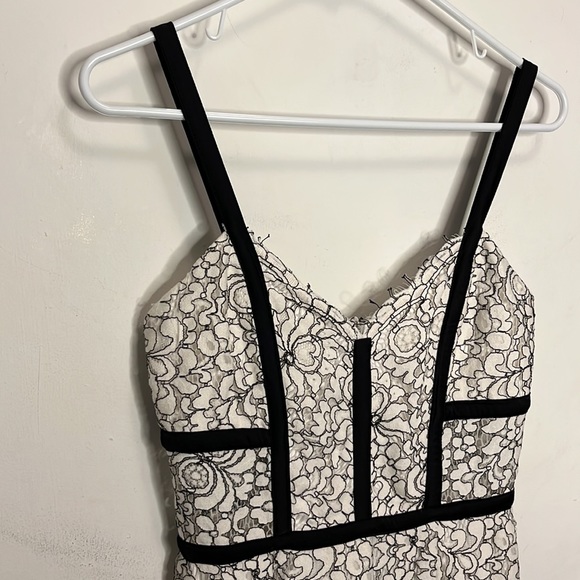 Express black and white lace cocktail dress - Picture 7 of 16